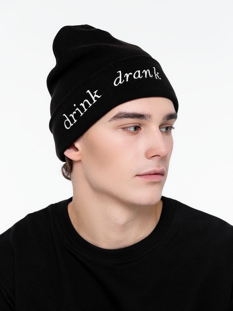 Шапка с вышивкой Drunk, черная-2