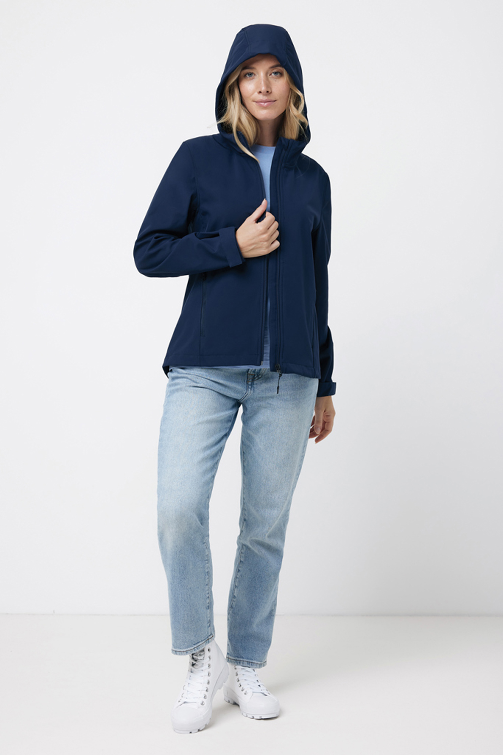 Женская куртка Iqoniq Makalu из переработанного полиэстера AWARE™, 300 г/м²-15