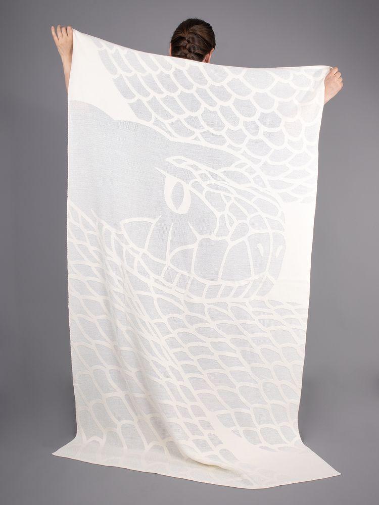 Плед Serpentica, молочный с люрексом-0