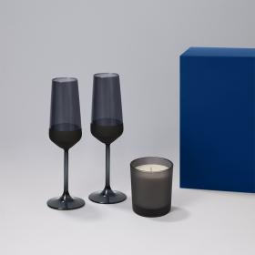 Подарочный набор свеча Enigma + 2 бокала для шампанского Black Edition в синей коробке