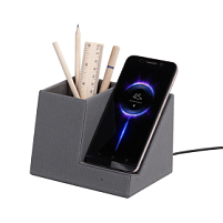 Карандашница "Cool Gray" с беспроводным зарядным устройством, переработанный пластик (RPET) Карандашница "Cool Gray" с беспроводным зарядным устройством, переработанный пластик (RPET)