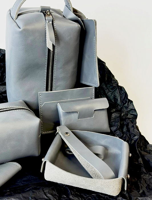 EPSILONGIFTS Leather set