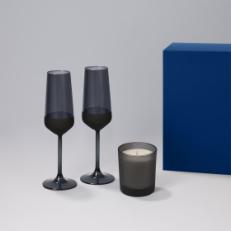Подарочный набор свеча Enigma + 2 бокала для шампанского Black Edition в синей коробке