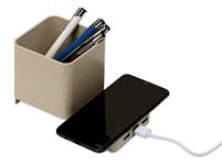 Настольный органайзер Cubic из пшеничного волокна с функцией беспроводной зарядки и выходами USB Настольный органайзер Cubic из пшеничного волокна с функцией беспроводной зарядки и выходами USB