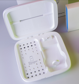 УФ-стерилизатор с функцией беспроводной зарядки*